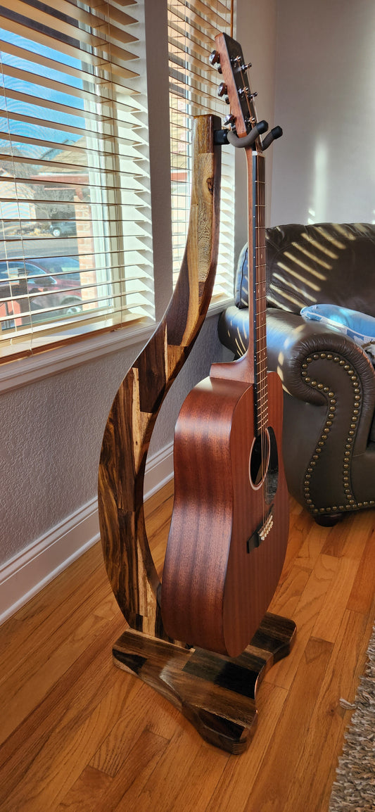 Grand Luxe - DragonWood Guitar Stand